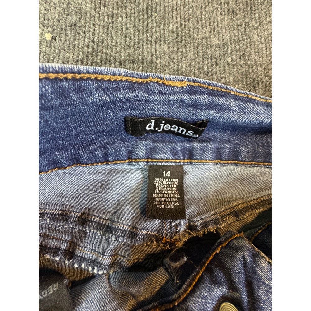 d.jeans Womens Size 14 Skinny Jeans Medium Wash Blue Stretch Repreve Mid Rise - Picture 3 of 8